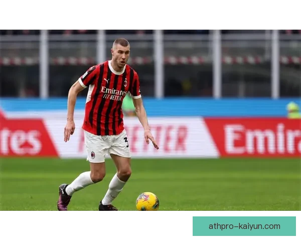 弗拉霍维奇在球队战术中的位置分析与表现评估